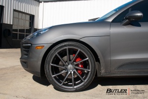 2015 Porsche Macan with Vossen CVT wheels