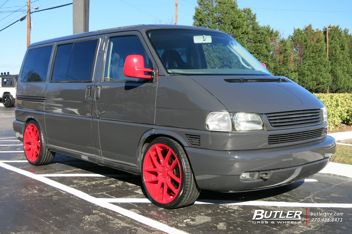2002 Volkswagen EuroVan with Niche Targa wheels