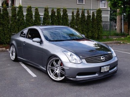 2004 Infiniti G35 with 20x9.5 Work Wheels T1S wheels