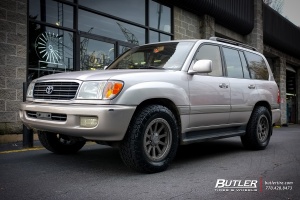 2003 Toyota Land Cruiser with Black Rhino Mint wheels