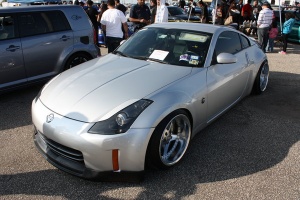 2006 Nissan 350Z with 18x11 WORK EQUIPS wheels