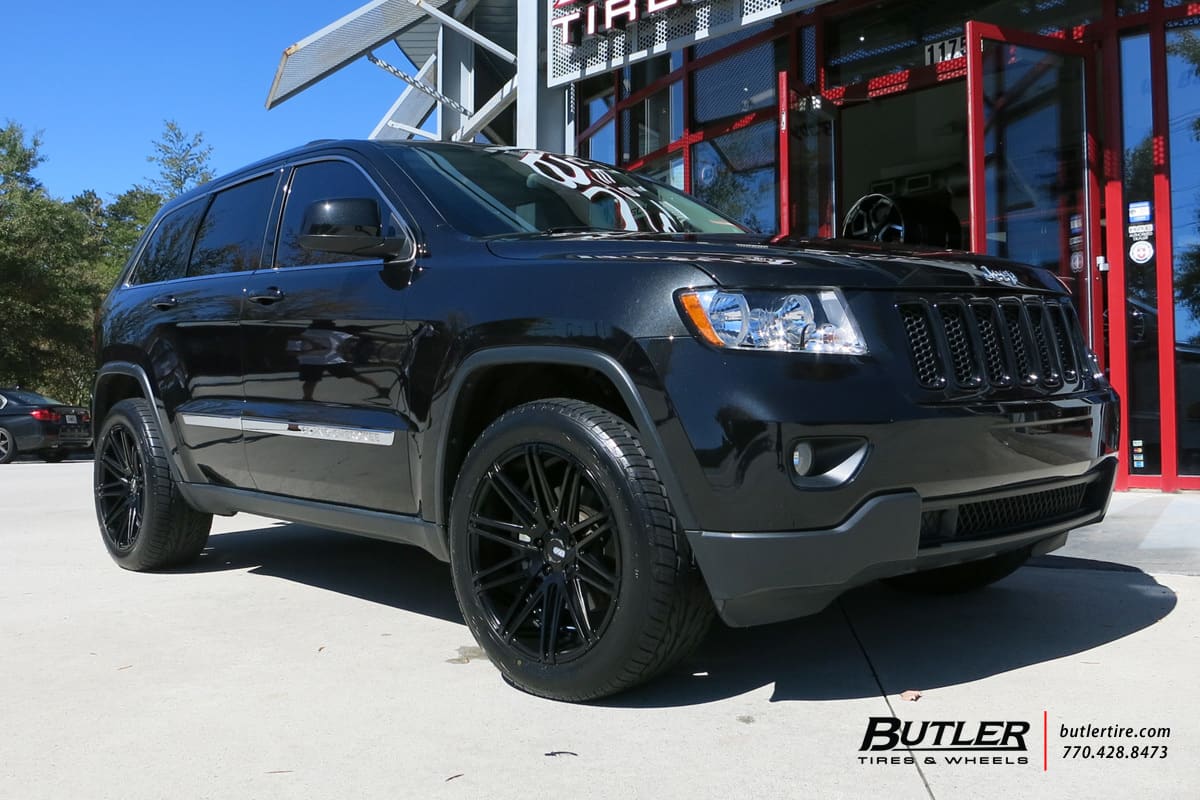 2012 Jeep Grand Cherokee with XO Milan wheels