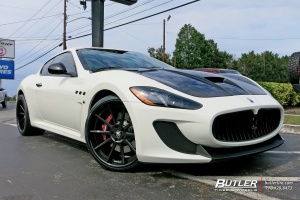 2015 Maserati GranTurismo with Strasse R10 wheels