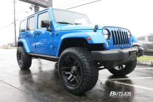 2014 Jeep Wrangler Unlimited with Fuel Pump wheels