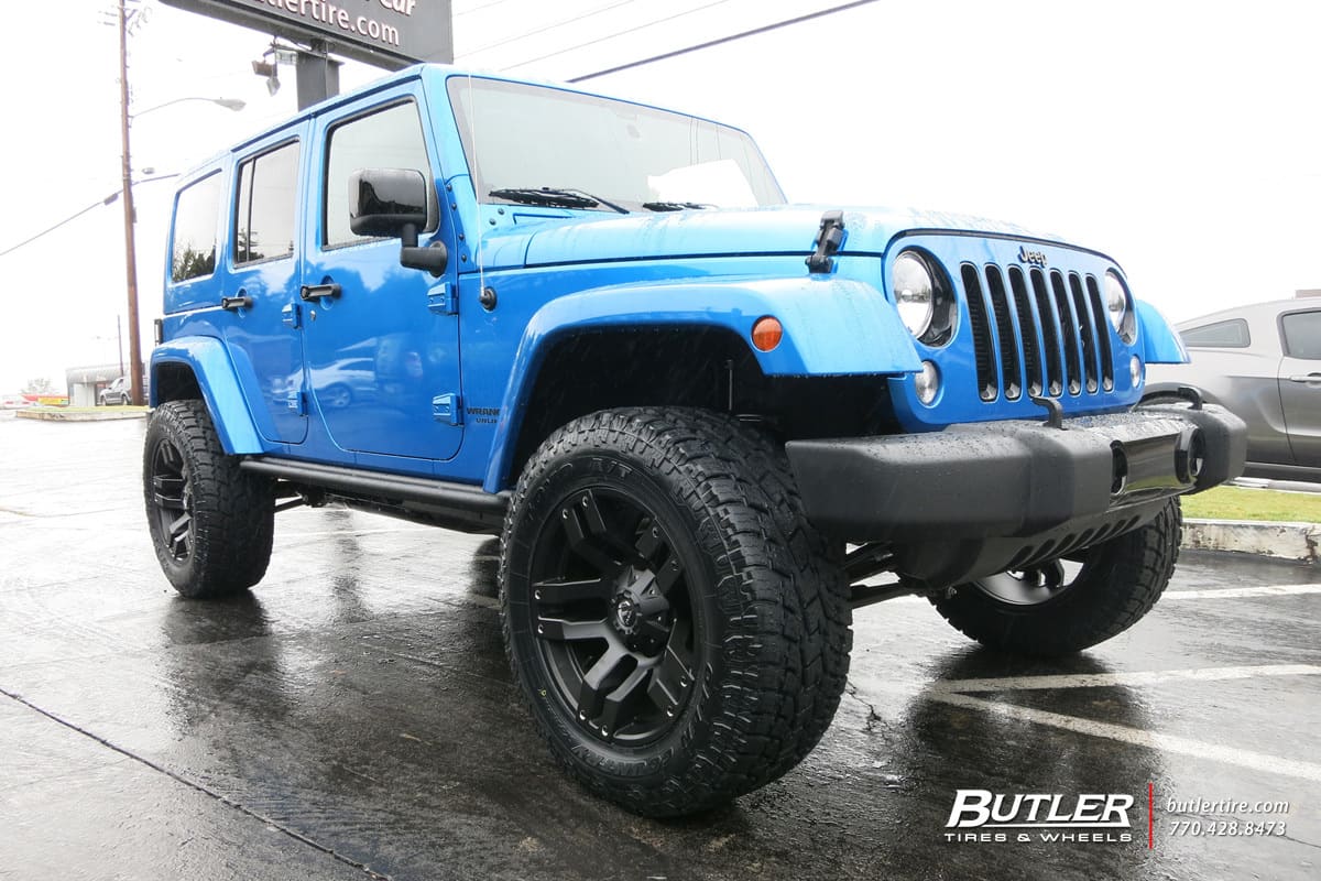 2014 Jeep Wrangler Unlimited with Fuel Pump wheels