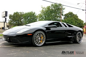 2009 Lamborghini Murcielago with Kinesis K108 wheels