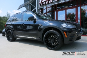 2012 BMW X5 with Savini BM13 wheels