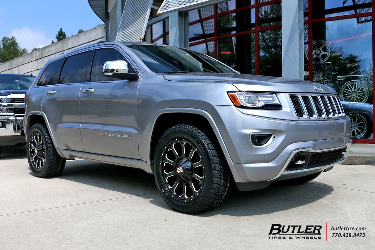 2013 Jeep Grand Cherokee with XD Bomb wheels