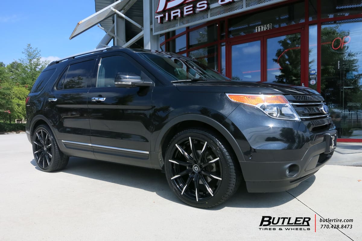 2013 Ford Explorer with Lexani CSS-15 wheels