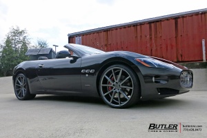 2014 Maserati GranTurismo with Vossen VFS1 wheels