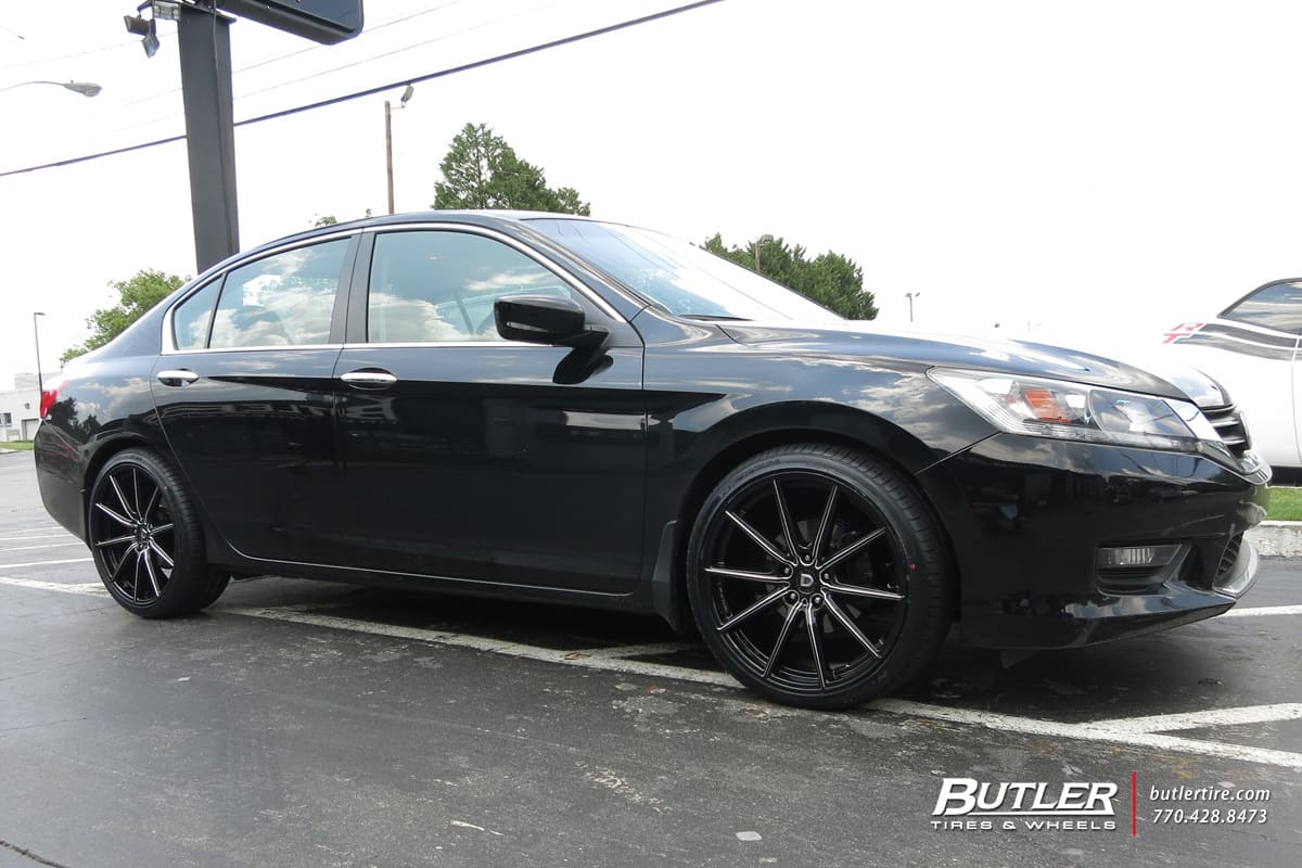 2015 Honda Accord with Lexani CSS-10 wheels