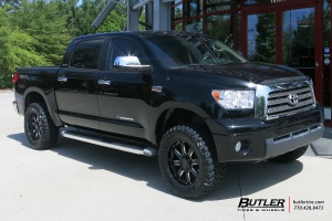 2015 Toyota Tundra with Black Rhino Sierra wheels