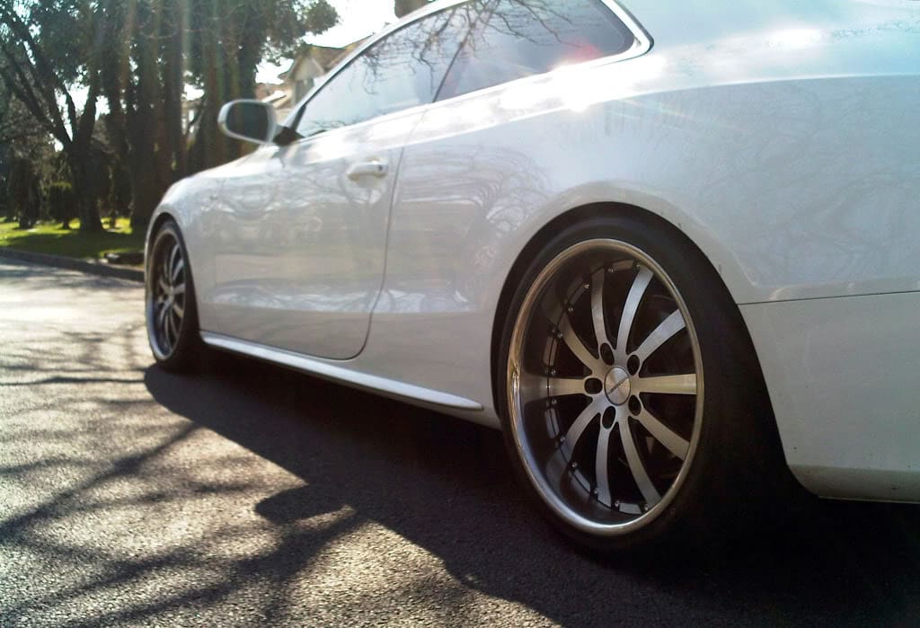 2010 Audi A5 with 20x9 Vossen VVS-083 wheels