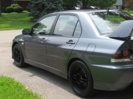 2003 Mitsubishi Lancer Evolution with 17x8 Enkei RPF1 wheels