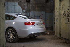 2012 Audi S5 with 19x8.5 Avant Garde M590 wheels