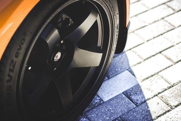 2007 Nissan 350Z with 18x9.5 Rota P45R wheels