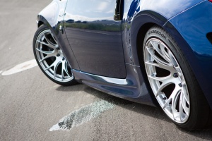 2010 Nissan 370Z with 19x9.5 Linea Corse LC818 wheels