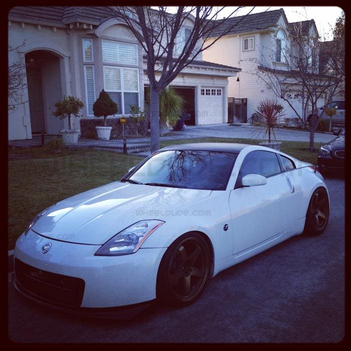 2006 Nissan 350Z with 19x9 Rota P45F wheels