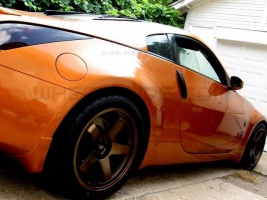 2003 Nissan 350Z with 18x9.5 Rota P45R wheels