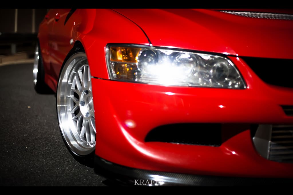 2004 Mitsubishi Lancer Evolution with 18x9.5 Varrstoen 111 wheels