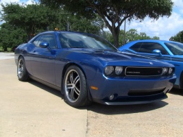 2008 Dodge Challenger with 20x9 Vossen VVS085 wheels