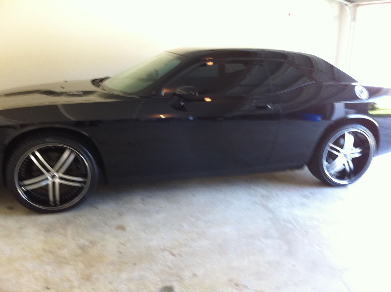 2008 Dodge Challenger with 22x9 Status Knight 5 wheels