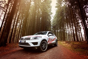 2016 Volkswagen Touareg with BBS CH-R wheels