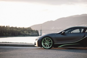 2016 BMW i8 with 21x9 Brixton R10D Duo wheels