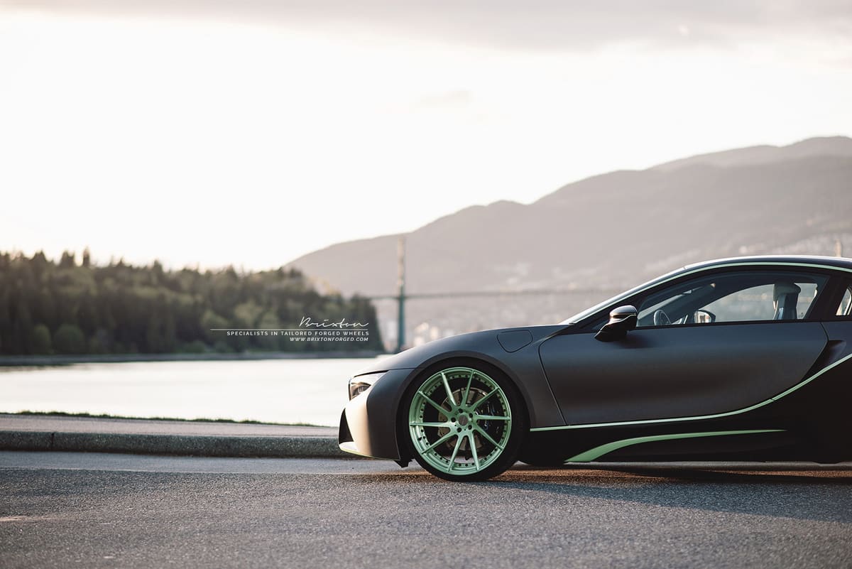 2016 BMW i8 with 21x9 Brixton R10D Duo wheels