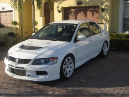 2008 Mitsubishi Lancer Evolution with 18x8.5 GP Sport Gravity Gullflame wheels