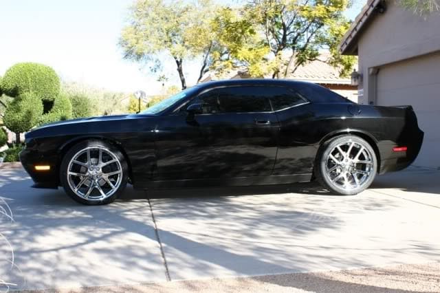 2009 Dodge Challenger with 22x9 OEM Dodge Viper wheels