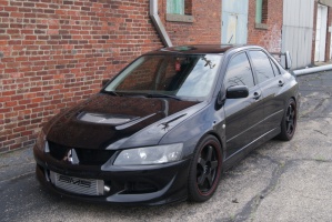 2005 Mitsubishi Lancer Evolution with 18x9.5 Rota P45F wheels