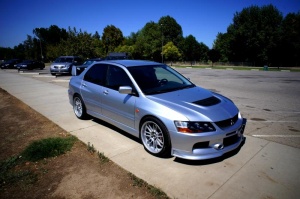 2004 Mitsubishi Lancer Evolution with 18x9.5 Volk Racing RE30 wheels