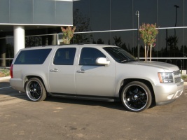 2007 Chevrolet Suburban 1500 with Boss 330 wheels
