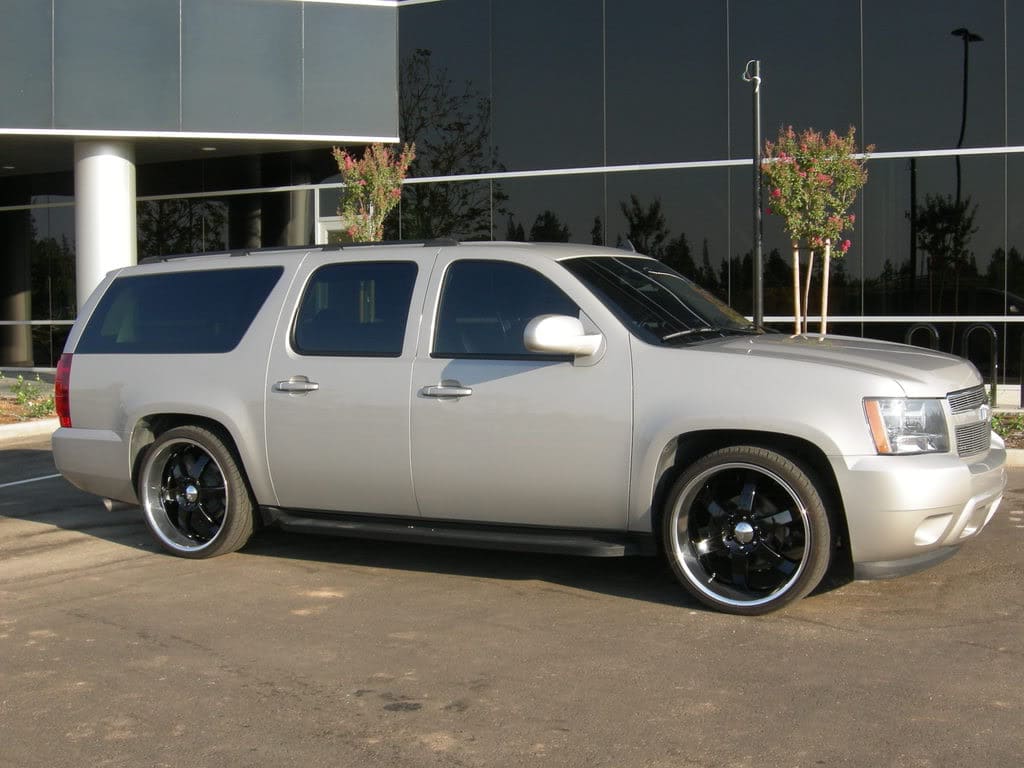 2007 Chevrolet Suburban 1500 with Boss 330 wheels