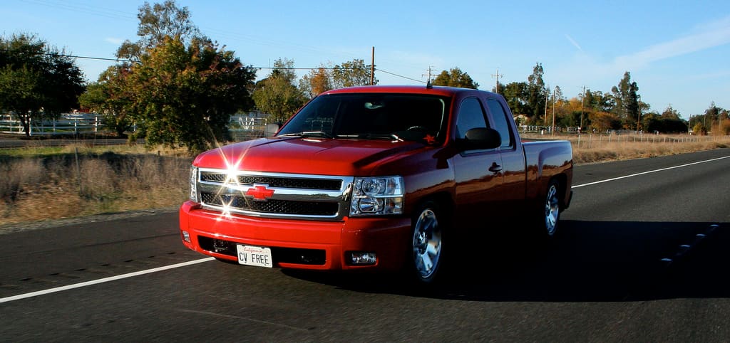 2007 GMC Sierra 1500 with OEM GMC wheels