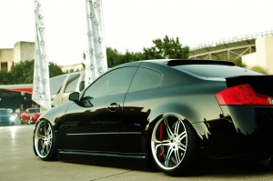 2004 Infiniti G35 with 20x9.5 Work Varianza T1s wheels