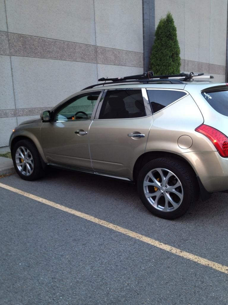 2006 Nissan Murano with MRR HR1 wheels