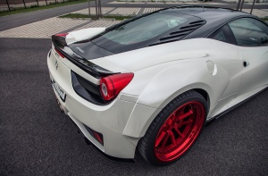 2015 Ferrari 458 Italia with 21x9.5 wheels