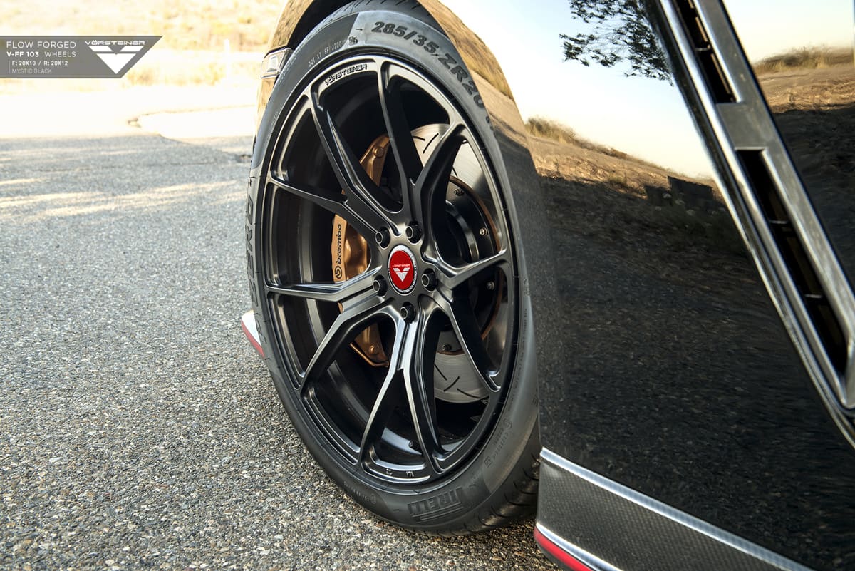 2016 Nissan GT-R with 20x10 Vorsteiner VFF-103 wheels