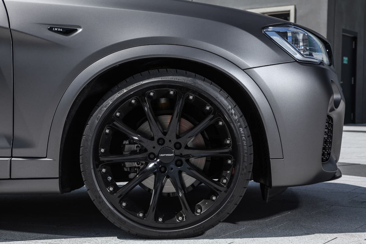 2016 BMW X4 with 21x9.5 Heritage Classic 2 wheels