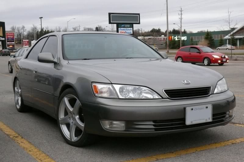 2002 Lexus ES 300 with 18x7.5 Fast Evolution wheels