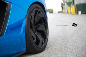 2015 Lamborghini Aventador with 20x9 PUR RS05.V2 wheels