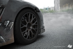 2015 Nissan GT-R with 20x10 PUR 2WO wheels
