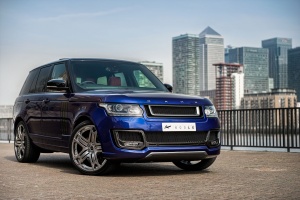 2015 Land Rover Range Rover with 23x9.5 Kahn RS600 wheels