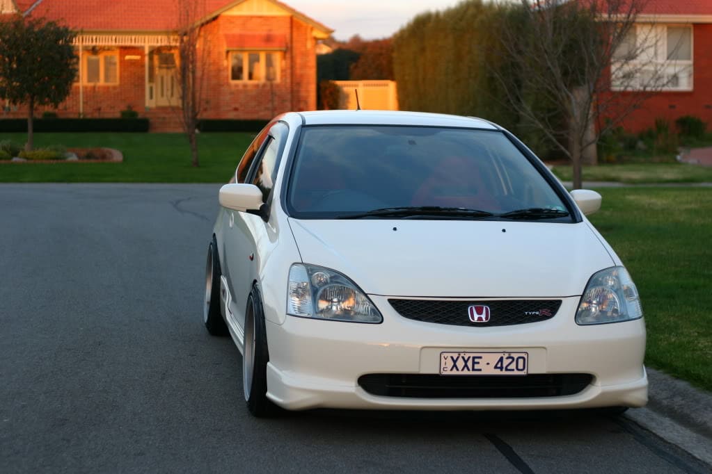 2002 Honda Civic with 17x9 Desmond Regamaster Marquis Promoda wheels