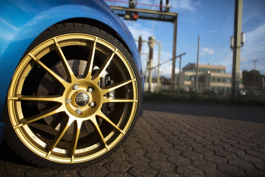 2016 Volkswagen Golf R with 20x8 OZ Racing Ultraleggera HLT wheels