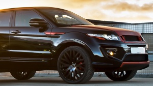 2014 Land Rover Range Rover with 22x9.5 Kahn RS Alloy wheels