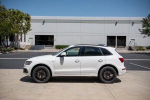 2014 Audi Q5 with 20x8.5 Avant Garde M510 wheels