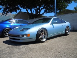1990 Nissan 300ZX 2-seat with 18x9.5 5zigen FN01R-C wheels
